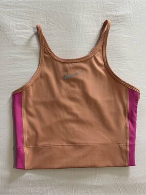 Nike Crop Tank